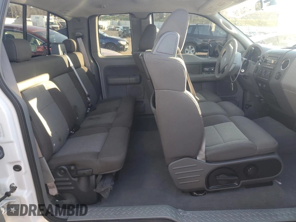 2004 Ford F-150 STX with VIN 1FTRX14W04NB61206, listed as a Copart auction lot 47146015 with 50,393 mi miles and Salvage title. Bid and sale history available at DreamBid. Image 10.