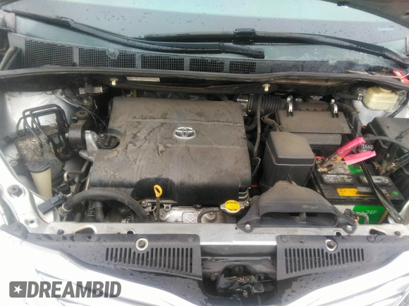 2015 Toyota Sienna XLE with VIN 5TDYK3DC0FS589947, listed as a IAAI auction lot 36567379 with 130,969 mi miles and . Bid and sale history available at DreamBid. Image 10.