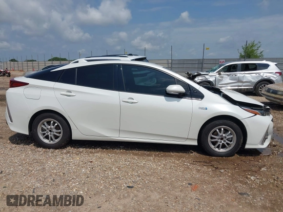 2017 Toyota Prius Plus with VIN JTDKARFP8H3041212, listed as a IAAI auction lot 42310483 with 77,217 mi miles and . Bid and sale history available at DreamBid. Image 13.