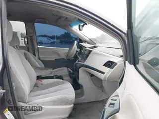 2014 Toyota Sienna LE AAS with VIN 5TDKK3DC8ES457023, listed as a IAAI auction lot 42067713 with 335,130 mi miles. Bid and sale history available at carsss.com. Image 5.