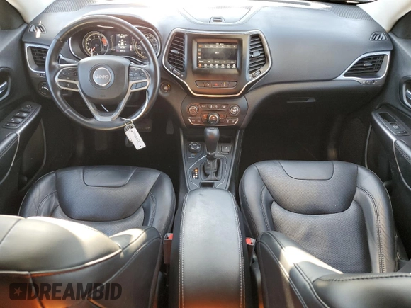 2020 Jeep Cherokee Latitude Plus z VIN 1C4PJMLX9LD636733, wystawiony jako Copart lot #86963844 z przebiegiem 54 194 mil mil oraz Szkoda całkowita • Salvage title. Historia ofert i sprzedaży dostępna na DreamBid. Obrazek 8.