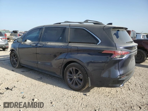 2024 Toyota Sienna XSE with VIN 5TDXRKECXRS217830, listed as a Copart auction lot 49269795 with 7,618 mi miles and Salvage Title. Bid and sale history available at carsss.com. Image 2.