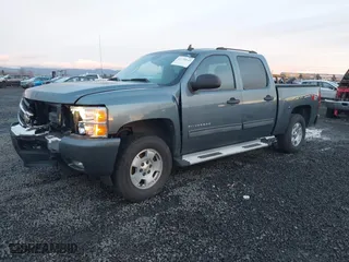 2011 Chevrolet Silverado 1500 LT with VIN 3GCPKSE30BG158652, listed as a IAAI auction lot 41179642 with 127,892 mi miles. Bid and sale history available at carsss.com. Image 17.