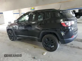 2019 Jeep Compass Altitude z VIN 3C4NJDBB8KT647373, wystawiony jako Copart lot #54104865 z przebiegiem 76 788 mil mil oraz Szkoda całkowita • Salvage title. Historia ofert i sprzedaży dostępna na DreamBid. Obrazek 2.