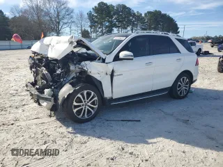 2019 Mercedes-Benz GLE 400 z VIN 4JGDA5GB2KB213859, wystawiony jako Copart lot #49706625 z przebiegiem 109 706 mil mil oraz Szkoda całkowita • Salvage title. Historia ofert i sprzedaży dostępna na DreamBid. Obrazek 1.