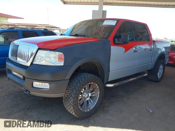 2004 Ford F-150 XLT z VIN 1FTPW14554KB99596, wystawiony jako IAAI lot #42575950 z przebiegiem 142 071 mil mil oraz . Historia ofert i sprzedaży dostępna na DreamBid. Obrazek 2.
