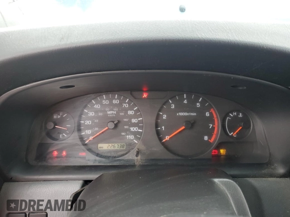 2001 Nissan Frontier SE with VIN 1N6ED27T71C398763, listed as a Copart auction lot 44035275 with 226,738 mi miles and Clean title. Bid and sale history available at DreamBid. Image 9.