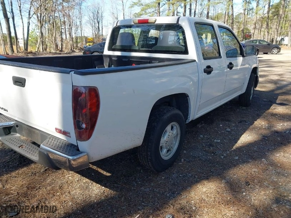 2006 GMC Canyon 1SB SLE Z85 with VIN 1GTCS138368224713, listed as a IAAI auction lot 41836114 with 239,318 mi miles. Bid and sale history available at carsss.com. Image 4.