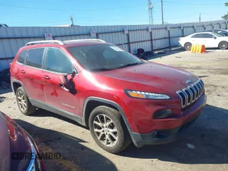 2017 Jeep Cherokee Latitude with VIN 1C4PJLCB2HW607682, listed as a IAAI auction lot 41698412 with 136,562 mi miles and . Bid and sale history available at carsss.com. Image 1.