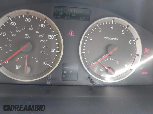 2004 Volvo S40 z VIN YV1MS382342027300, wystawiony jako IAAI lot #42359284 z przebiegiem 182 297 mil mil oraz . Historia ofert i sprzedaży dostępna na DreamBid. Obrazek 7.