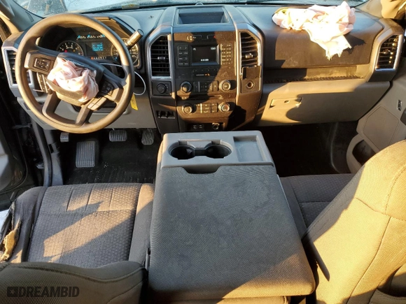 2015 Ford F-150 XLT w/HD Payload Pkg with VIN 1FTFW1EF3FFA06988, listed as a Copart auction lot 43069855 with 230,017 mi miles and Clean Title. Bid and sale history available at carsss.com. Image 8.