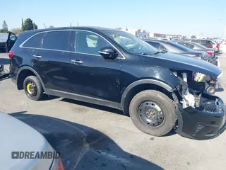 2019 Kia Sorento L with VIN 5XYPG4A33KG458915, listed as a IAAI auction lot 41377921 with Not Provided miles and . Bid and sale history available at carsss.com. Image 14.