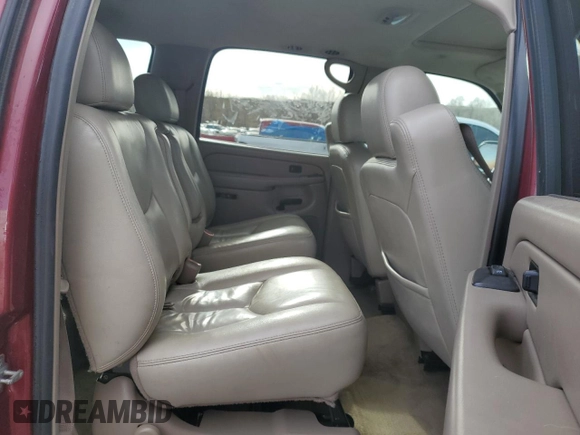 2005 Chevrolet Suburban Z71 with VIN 3GNFK16Z55G232975, listed as a Copart auction lot 49675205 with 319,956 mi miles and Salvage Title. Bid and sale history available at carsss.com. Image 11.