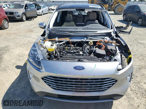 2022 Ford Escape Titanium Plug-In Hybrid with VIN 1FMCU0LZ5NUB74296, listed as a Copart auction lot 61629035 with Not provided miles and Salvage title. Bid and sale history available at DreamBid. Image 5.