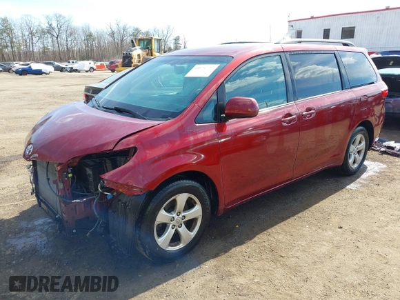 2015 Toyota Sienna LE AAS with VIN 5TDKK3DC9FS546455, listed as a IAAI auction lot 41674823 with 94,941 mi miles. Bid and sale history available at carsss.com. Image 17.