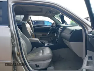 2006 Chrysler 300 C with VIN 2C3KA63HX6H487887, listed as a IAAI auction lot 41603068 with 133,169 mi miles. Bid and sale history available at carsss.com. Image 5.