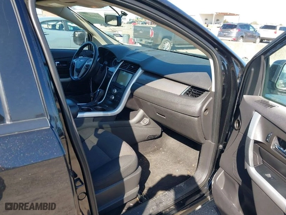 2011 Ford Edge SEL with VIN 2FMDK3JC4BBA06631, listed as a IAAI auction lot 41468777 with 157,472 mi miles. Bid and sale history available at carsss.com. Image 5.