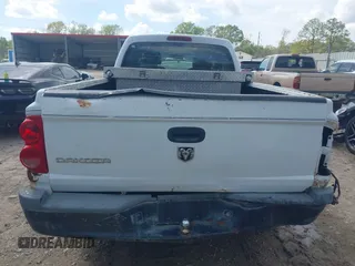 2008 Dodge Dakota ST with VIN 1D7HE22K38S522349, listed as a IAAI auction lot 41861319 with 104,309 mi miles and . Bid and sale history available at carsss.com. Image 17.