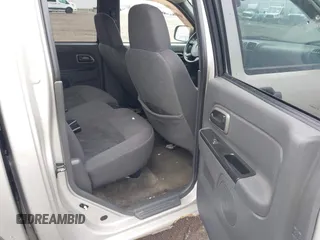 2005 Chevrolet Colorado 1SE LS Z71 with VIN 1GCDS136058243852, listed as a IAAI auction lot 42195131 with 174,805 mi miles and . Bid and sale history available at DreamBid. Image 8.