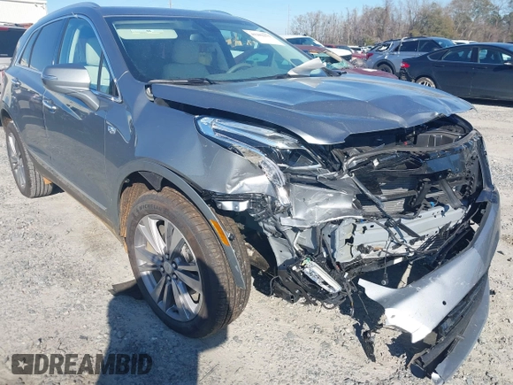 2024 Cadillac XT5 FWD Premium Luxury with VIN 1GYKNCR45RZ752636, listed as a IAAI auction lot 41202271 with 4,023 mi miles. Bid and sale history available at carsss.com. Image 6.