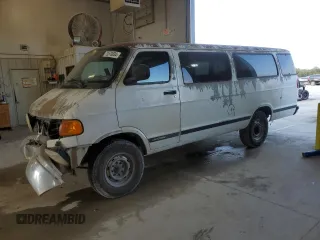 2001 Dodge Passenger with VIN 2B5WB35Z61K540295, listed as a Copart auction lot 73570834 with 204,537 mi miles and Salvage Title. Bid and sale history available at carsss.com. Image 1.