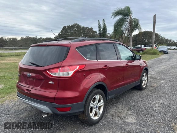 2013 Ford Escape SE с VIN 1FMCU9G95DUD25554, выставлен на аукционе Copart как лот 76806584 с пробегом Не указан миль и Чистый • Clean title. История ставок и продаж доступна на DreamBid. Изображение 4.