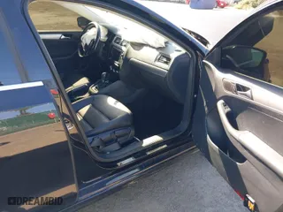 2016 Volkswagen Jetta Sedan 1.4T SE w/Connectivity with VIN 3VWD67AJ1GM369678, listed as a IAAI auction lot 41828693 with 110,964 mi miles. Bid and sale history available at carsss.com. Image 5.