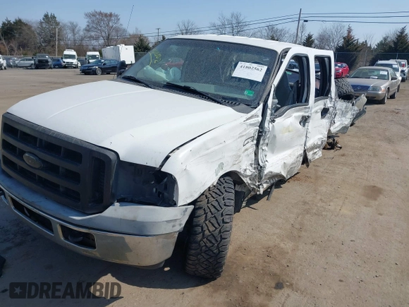 2007 Ford F-250 XL with VIN 1FTSW20P77EA16936, listed as a IAAI auction lot 41802562 with 335,891 mi miles and . Bid and sale history available at DreamBid. Image 17.