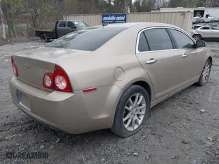 2008 Chevrolet Malibu LTZ with VIN 1G1ZK57708F242810, listed as a IAAI auction lot 41918852 with 211,623 mi miles. Bid and sale history available at carsss.com. Image 4.