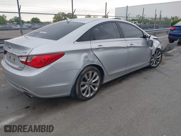 2011 Hyundai Sonata Limited with VIN 5NPEC4AB8BH242013, listed as a IAAI auction lot 41993424 with 120,913 mi miles and . Bid and sale history available at DreamBid. Image 4.
