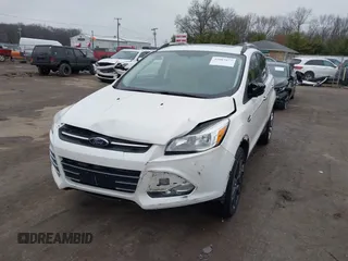 2016 Ford Escape SE z VIN 1FMCU9GX8GUA92661, wystawiony jako IAAI lot #41085877 z przebiegiem 76 632 mil mil oraz . Historia ofert i sprzedaży dostępna na DreamBid. Obrazek 17.