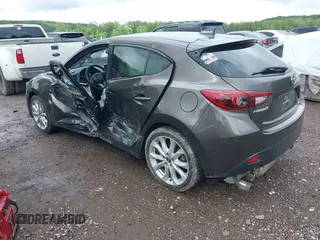 2016 Mazda 3 S Grand Touring z VIN JM1BM1N33G1277798, wystawiony jako IAAI lot #42337611 z przebiegiem 91 519 mil mil oraz . Historia ofert i sprzedaży dostępna na DreamBid. Obrazek 3.