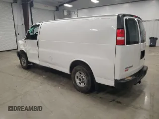 2022 GMC Savana Cargo z VIN 1GTW7AFP3N1290963, wystawiony jako Copart lot #45167374 z przebiegiem 43 924 mil mil oraz Szkoda całkowita • Salvage title. Historia ofert i sprzedaży dostępna na DreamBid. Obrazek 2.