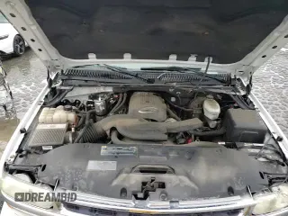 2003 Chevrolet Suburban z VIN 1GNFK16TX3J287932, wystawiony jako Copart lot #85609324 z przebiegiem 110 737 mil mil oraz Szkoda całkowita • Salvage title. Historia ofert i sprzedaży dostępna na DreamBid. Obrazek 14.