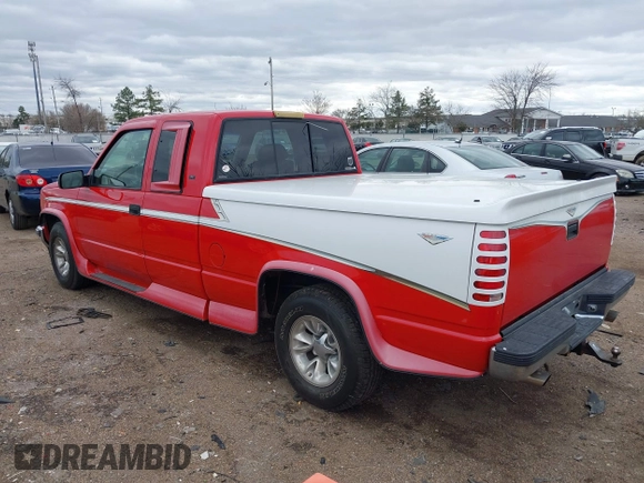 1998 Chevrolet Silverado 1500 with VIN 2GBEC19R1W1179817, listed as a IAAI auction lot 41724150 with 59,833 mi miles and . Bid and sale history available at DreamBid. Image 3.