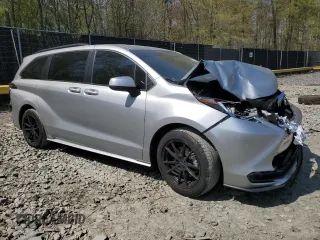 2022 Toyota Sienna LE z VIN 5TDKRKEC0NS098044, wystawiony jako Copart lot #53619535 z przebiegiem 59 252 mil mil oraz Szkoda całkowita • Salvage title. Historia ofert i sprzedaży dostępna na DreamBid. Obrazek 4.