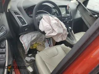 2018 Ford Focus Titanium с VIN 1FADP3N20JL295860, выставлен на аукционе Copart как лот 56650395 с пробегом 98 304 миль миль и Списание • Salvage title. История ставок и продаж доступна на DreamBid. Изображение 8.