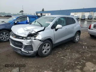 2020 Chevrolet Trax LS z VIN 3GNCJKSB9LL165242, wystawiony jako Copart lot #59348515 z przebiegiem 98 440 mil mil oraz Nie do naprawy • Non repairable. Historia ofert i sprzedaży dostępna na DreamBid. Obrazek 1.