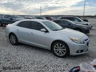2014 Chevrolet Malibu LT with VIN 1G11E5SL8EF233986, listed as a Copart auction lot 49962725 with 220,998 mi miles and Salvage Title. Bid and sale history available at carsss.com. Image 4.