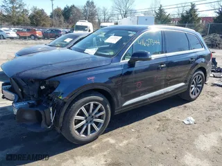 2017 Audi Q7 Premium Plus with VIN WA1LAAF75HD002295, listed as a IAAI auction lot 41627344 with 113,761 mi miles. Bid and sale history available at carsss.com. Image 2.