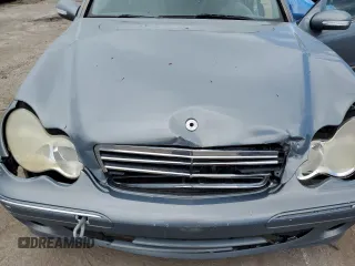 2006 Mercedes-Benz C 280 Luxury z VIN WDBRF92H06F774525, wystawiony jako Copart lot #56531665 z przebiegiem 20 148 mil mil oraz Szkoda całkowita • Salvage title. Historia ofert i sprzedaży dostępna na DreamBid. Obrazek 11.