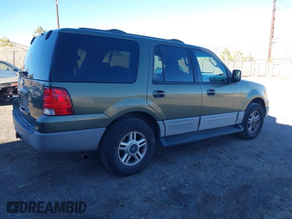 2003 Ford Expedition XLT with VIN 1FMFU16W93LB08888, listed as a IAAI auction lot 41290047 with 220,561 mi miles. Bid and sale history available at carsss.com. Image 4.