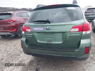 2013 Subaru Outback Premium с VIN 4S4BRCGC8D3247010, выставлен на аукционе IAAI как лот 41212433 с пробегом 221 139 миль миль и . История ставок и продаж доступна на DreamBid. Изображение 16.