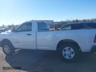 2019 Ram 2500 Tradesman with VIN 3C6MR5AJ0KG643448, listed as a IAAI auction lot 41281882 with 65,536 mi miles. Bid and sale history available at carsss.com. Image 14.