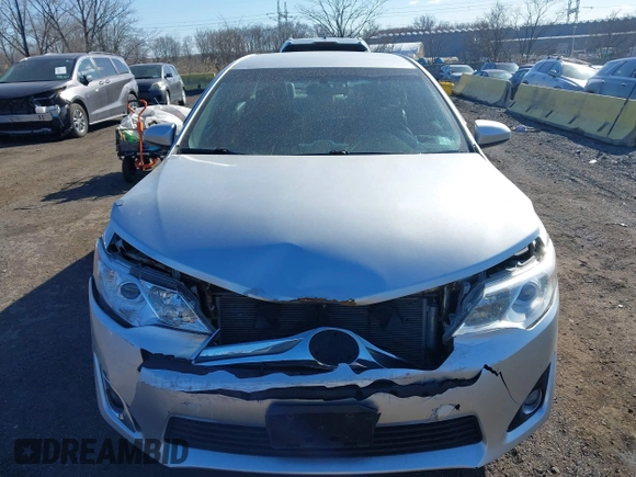 2012 Toyota Camry L with VIN 4T4BF1FK8CR164388, listed as a IAAI auction lot 41893963 with 433,982 mi miles. Bid and sale history available at carsss.com. Image 12.