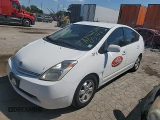 2005 Toyota Prius with VIN JTDKB20U053117455, listed as a Copart auction lot 88136245 with 299,999 mi miles and Non Repairable. Bid and sale history available at DreamBid. Image 1.