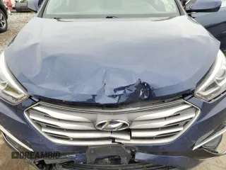 2017 Hyundai Santa Fe 2.4L with VIN 5XYZT3LB1HG496588, listed as a Copart auction lot 60441795 with 136,361 mi miles and Clean title. Bid and sale history available at DreamBid. Image 12.