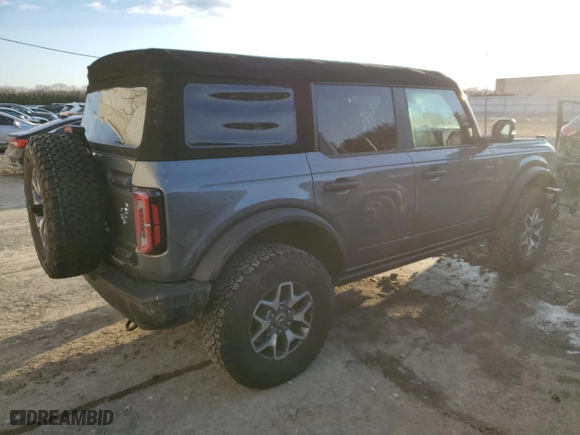 2024 Ford Bronco Badlands with VIN 1FMEE9BP1RLA55327, listed as a Copart auction lot 42149455 with 6,767 mi miles and Salvage Title. Bid and sale history available at carsss.com. Image 3.