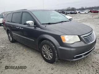 2015 Chrysler Town & Country Touring-L with VIN 2C4RC1CG4FR506913, listed as a Copart auction lot 82864954 with 104,778 mi miles and Salvage Title. Bid and sale history available at carsss.com. Image 4.
