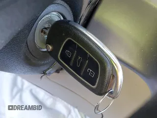 2016 Hyundai Sonata SE z VIN 5NPE24AF0GH371005, wystawiony jako IAAI lot #41269554 z przebiegiem 146 640 mil mil oraz . Historia ofert i sprzedaży dostępna na DreamBid. Obrazek 11.